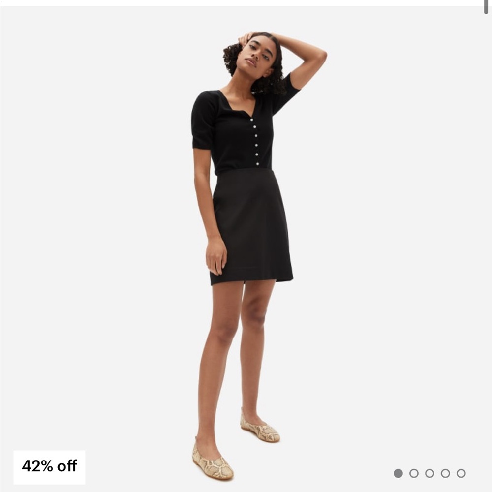 Everlane - Almost-Mini Skirt - Size 4